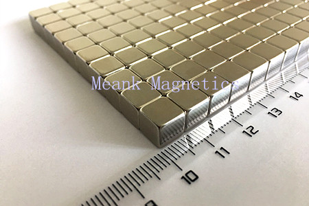 Magnety na neodymium kostky