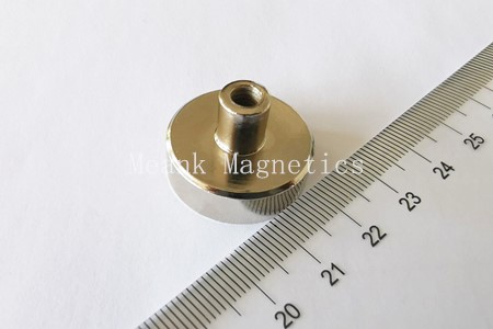 Female Thread Cup Magnety